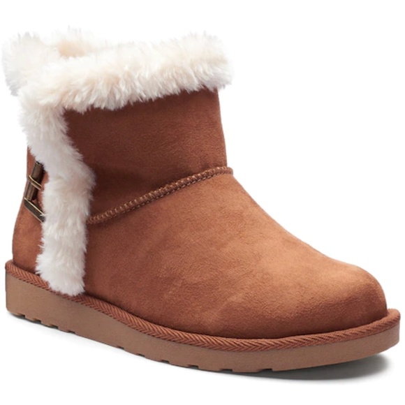 SO Shoes - Size 8.5M Winter boots